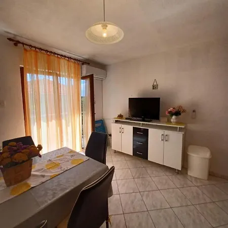 Apartment Marijica Trogir Exterior photo