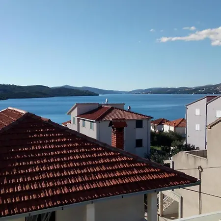 Apartment Marijica Trogir Exterior photo