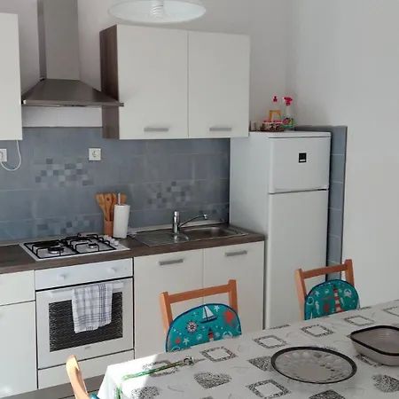 Apartment Marijica Trogir Exterior photo